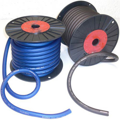 1/0 ขนาดขนาดใหญ่ สายไฟฟ้าไฟฟ้าสีแดงที่มีวัสดุประกอบความละเอียด PVC และจํานวนสายนํา 1