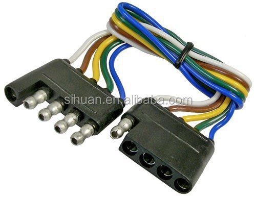 2.8X กว้างภายนอก 4c 18AWG สายติดรถยนต์สายเคเบิลกับพล็อก